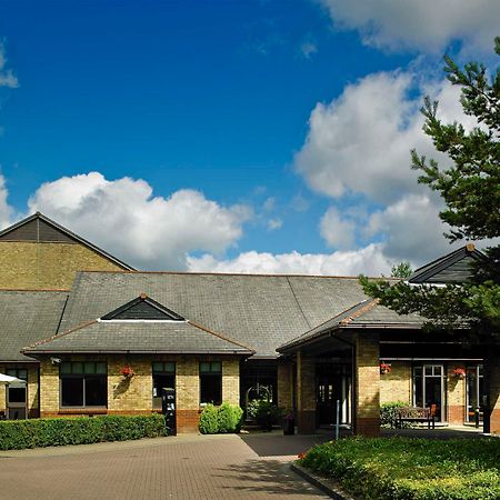 Delta Hotels By Marriott Cheshunt Broxbourne Extérieur photo
