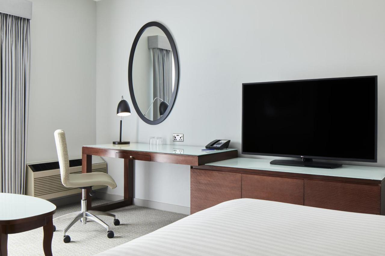 Delta Hotels By Marriott Cheshunt Broxbourne Extérieur photo