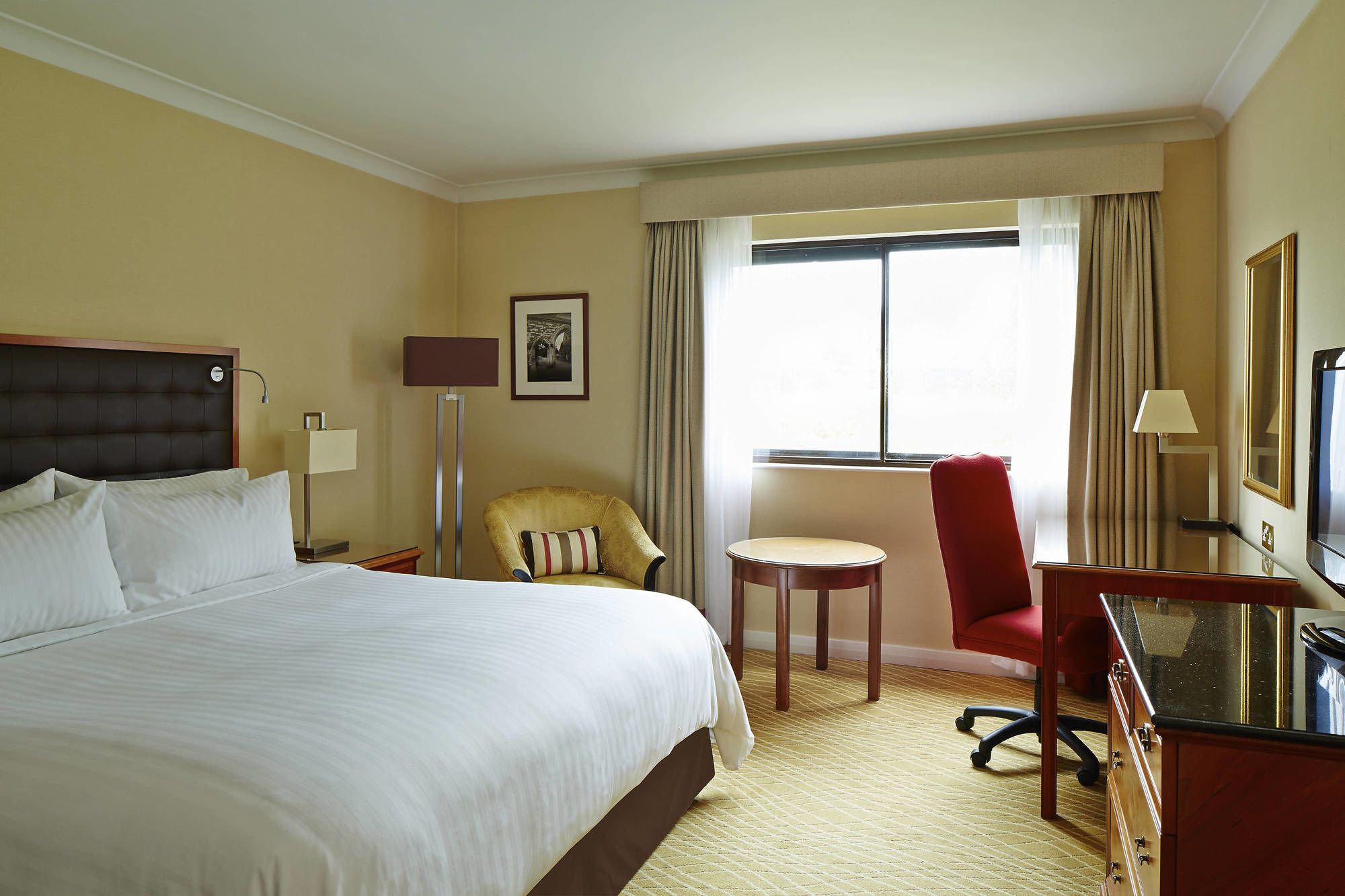 Delta Hotels By Marriott Cheshunt Broxbourne Extérieur photo